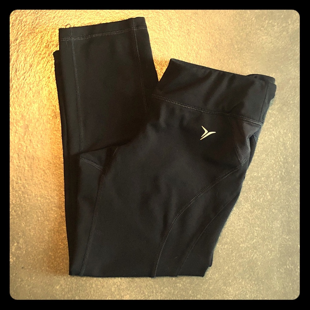 Old Navy Workout Capri Pants